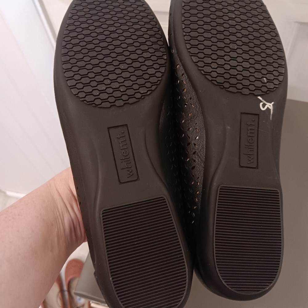 flats - Picture 3 of 4